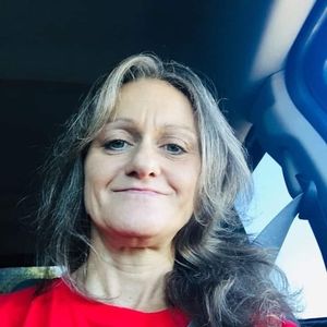 Meet your Posher, Regina